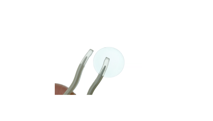 Intracorneal Ring Segments (ICRS)