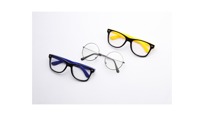 Prism Glasses and Spectacles